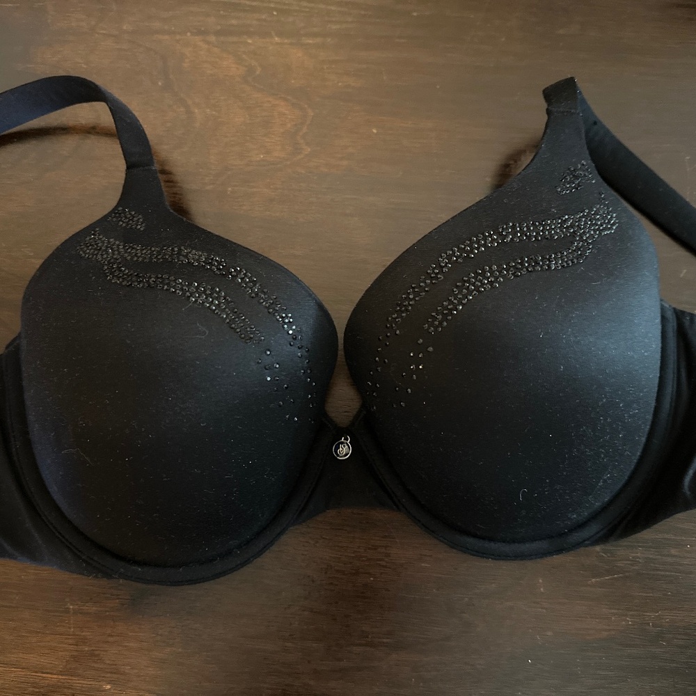 VS lined perfect coverage 34D EUC